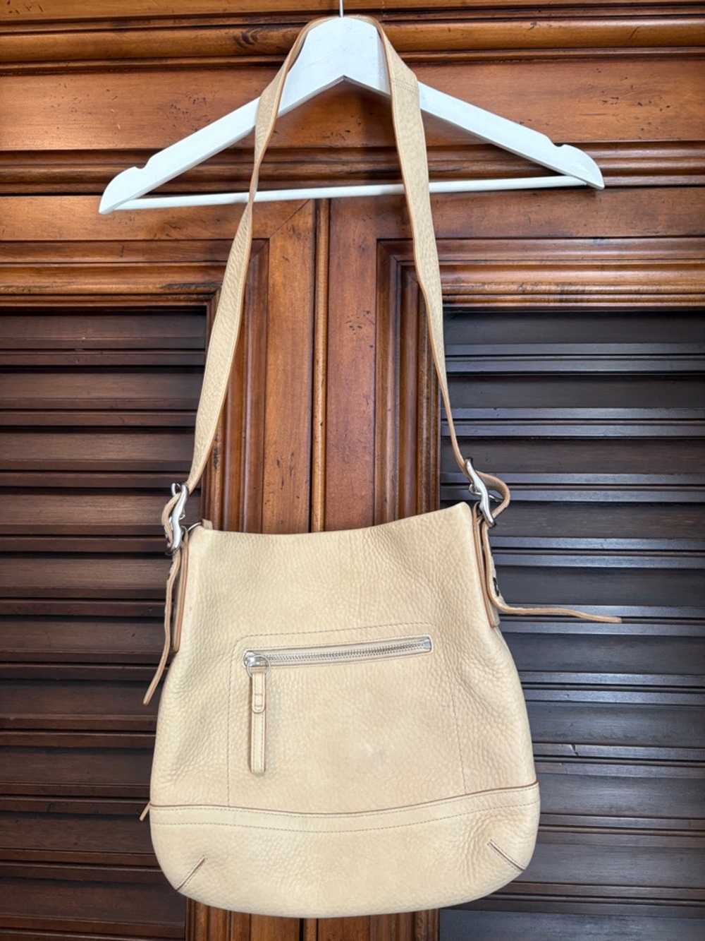 Coach Cream Pebbled Leather Shoulder Bag. - Picture 1 of 8